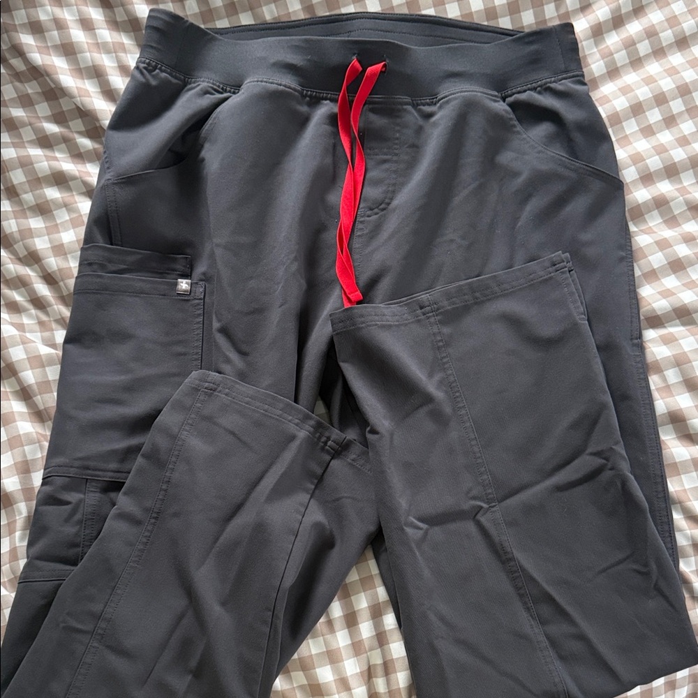 Figs Gray with Red Drawstring